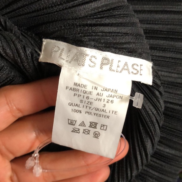 SOLD! Issey Miyake Pleats Please dress - Picture 3 of 5